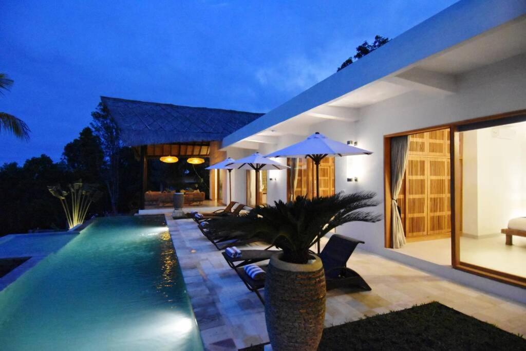 Bali Mimpi Luxurious Villa With Great Ocean Views! Ambengan Exterior photo
